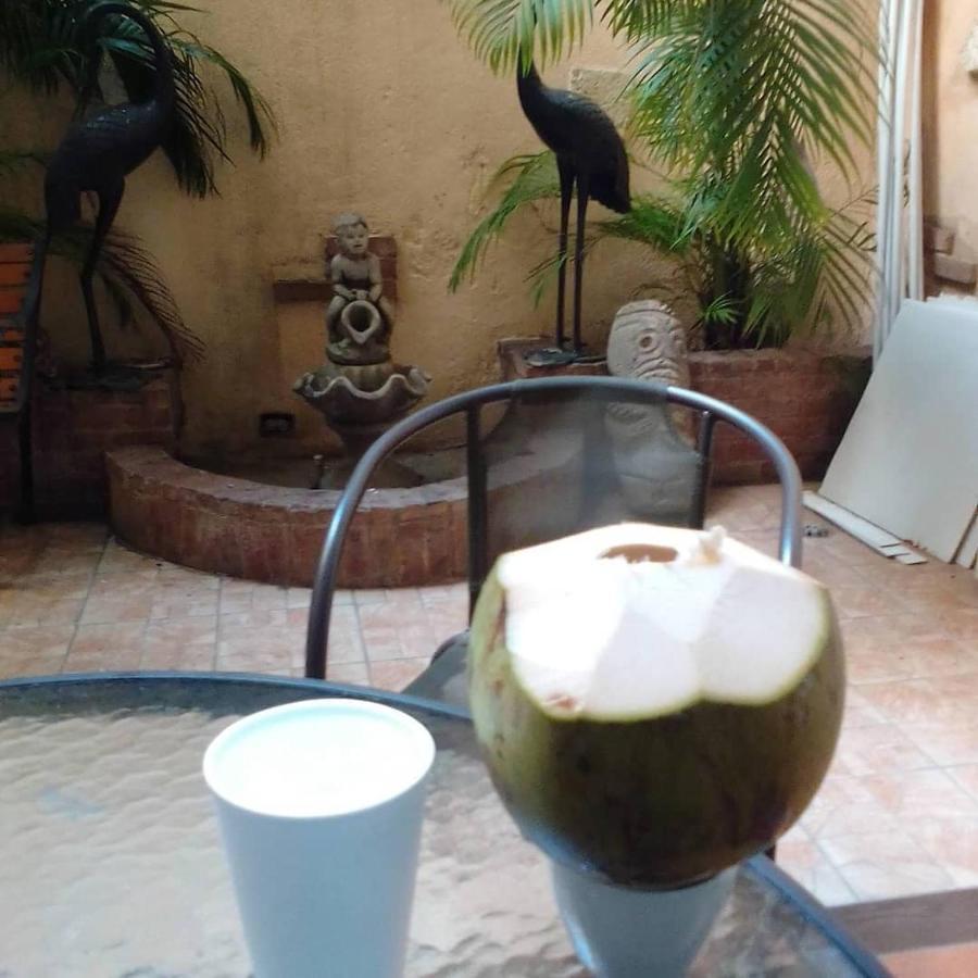 Hotel Aluge Santo Domingo Buitenkant foto