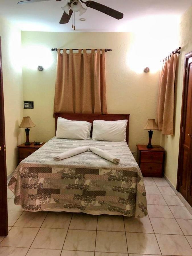 Hotel Aluge Santo Domingo Buitenkant foto