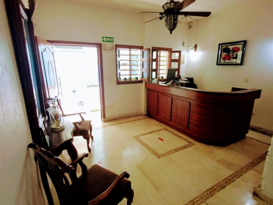 Hotel Aluge Santo Domingo Buitenkant foto