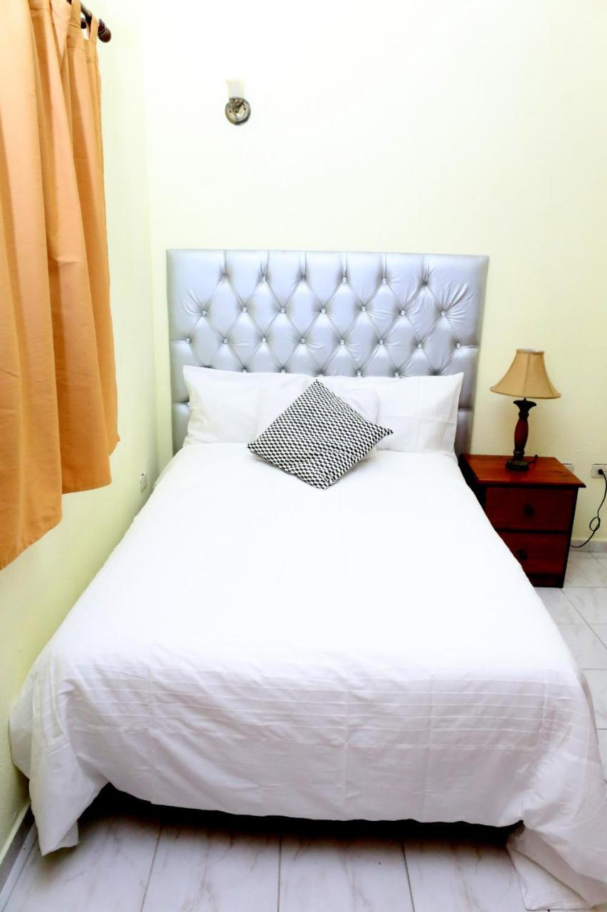 Hotel Aluge Santo Domingo Buitenkant foto