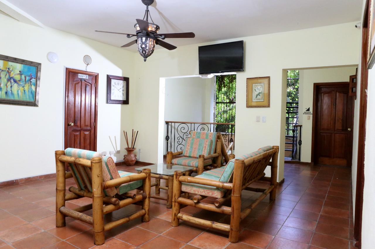 Hotel Aluge Santo Domingo Buitenkant foto