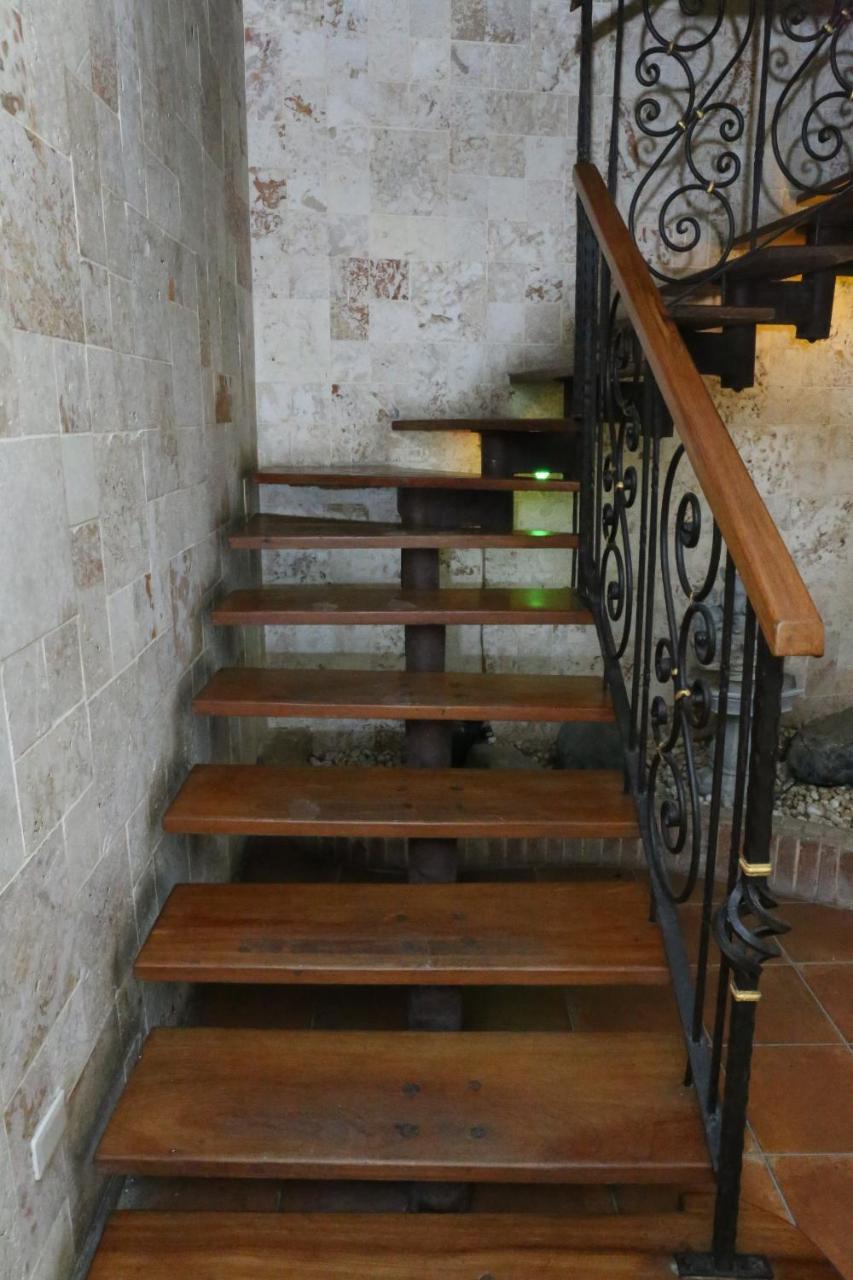 Hotel Aluge Santo Domingo Buitenkant foto